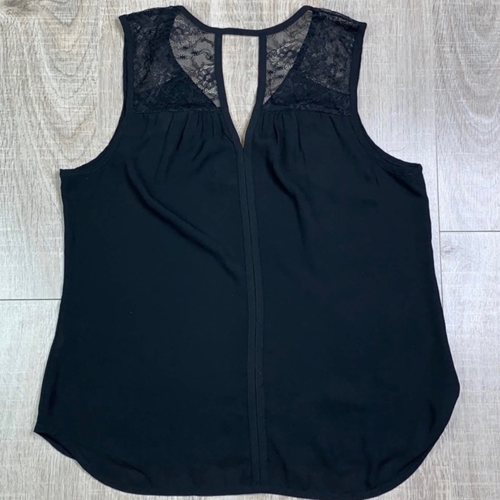 Banana Republic black lace cap sleeve top size S NWT